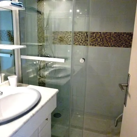 Apartment - 4 Personnes - T2 Traversant Renove - 6e Etage - Wifi- Ascenseur & Pkg Terrasse Vue Face + Canigou - Fr-1-794-107 Canet-en-Roussillon